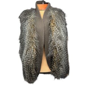 Montanaco. Faux Fur Vest